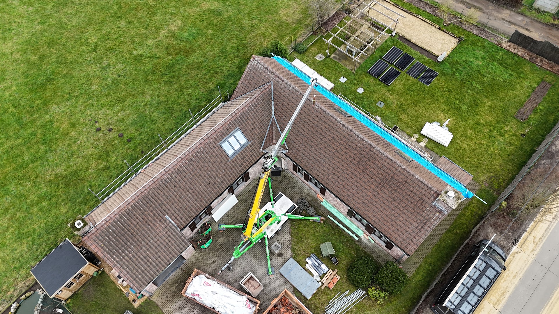 Foto van Verpoort Dakwerken in Koekelare — Dakdekker Foto van Verpoort Dakwerken in Koekelare — Dakdekker