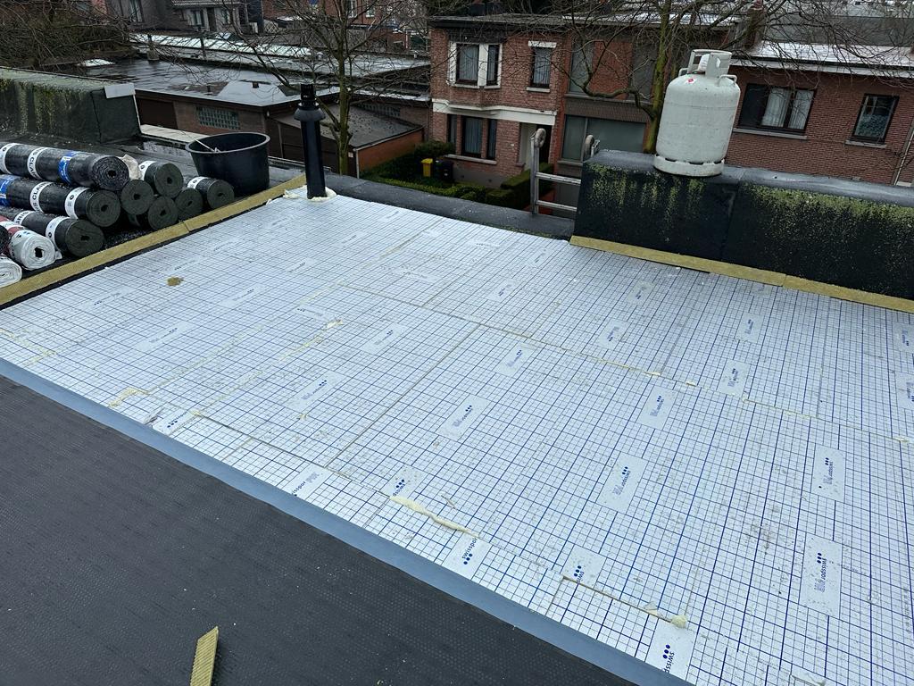 Foto van Dakwerken Janssens in Wommelgem — Dakdekker Foto van Dakwerken Janssens in Wommelgem — Dakdekker