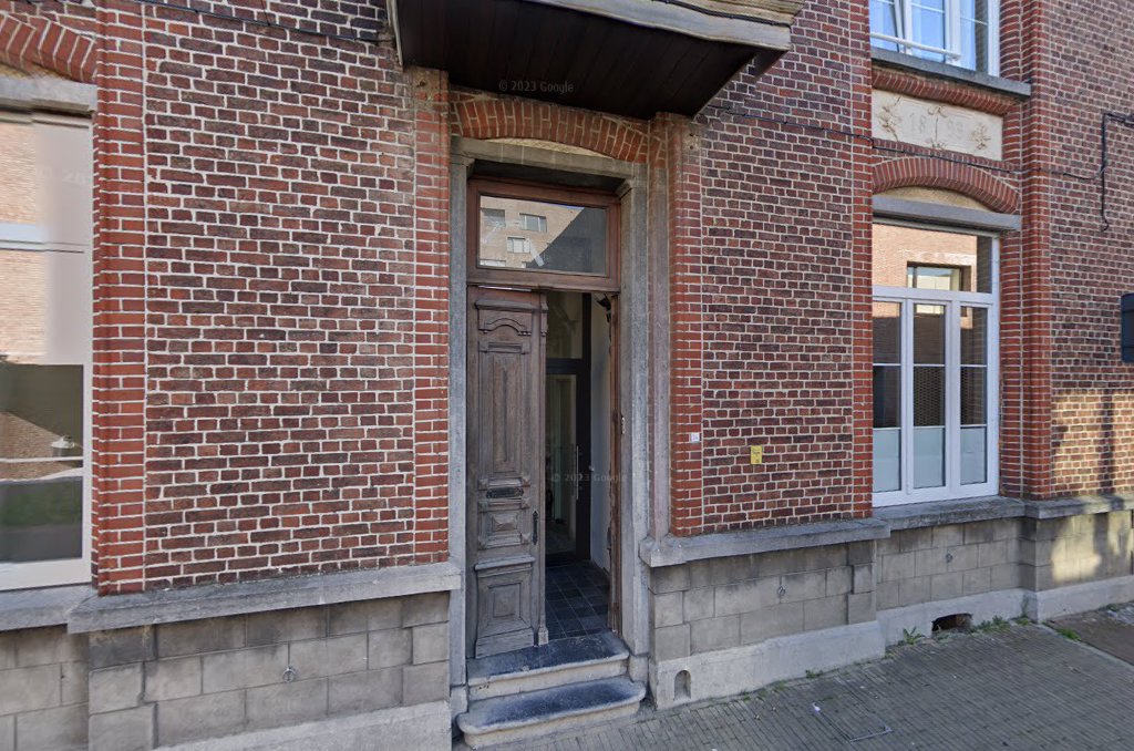 Foto van Joske in Sint-Truiden — Dakdekker (foto 2)