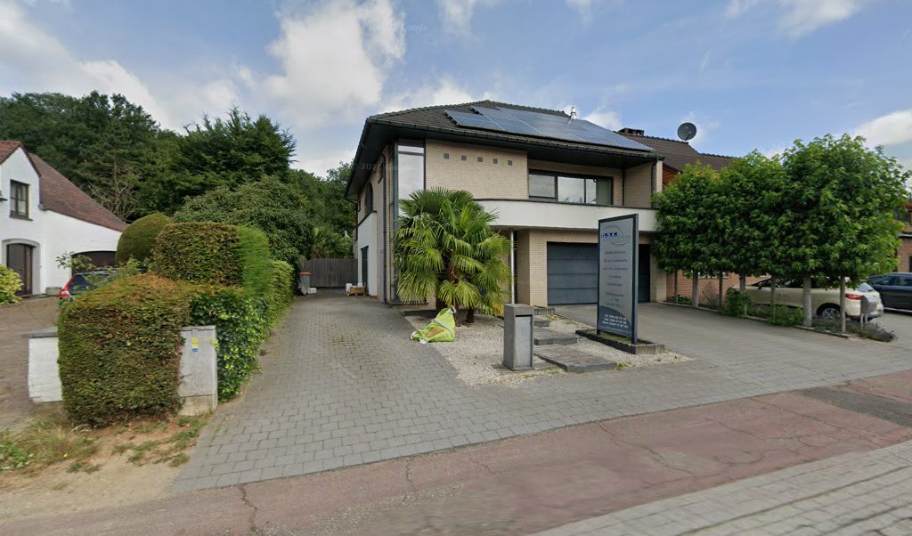Foto van D.s.k. Bvba in Oudsbergen, Dakdekker