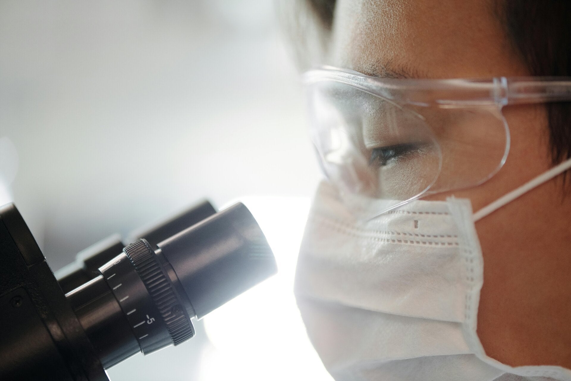 Wat is een biologische microscoop?