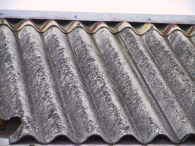 Foto van Asbestoplossingen in Sint-Laureins — Bouwbedrijf (foto 1)