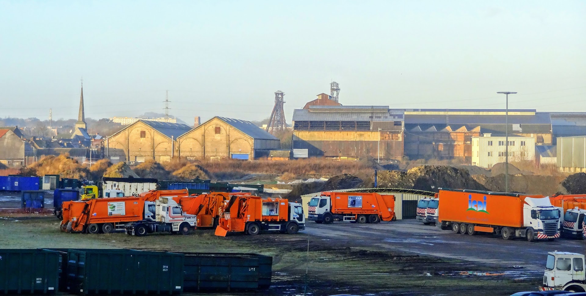 Foto van Tibi - Intercommunale de gestion intégrée des déchets dans la région de Charleroi in Charleroi — Afvalverwerkingsbedrijf (foto 3)