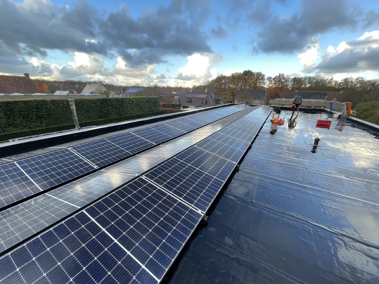 Foto van Epivan Zonnepanelen, epc -en asbestkeuringen in Wevelgem — Leverancier van apparatuur voor zonne-energie