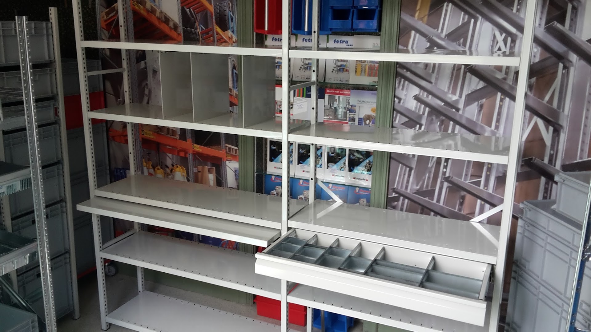 Foto van Make More Space in Maarkedal, Fabrikant
