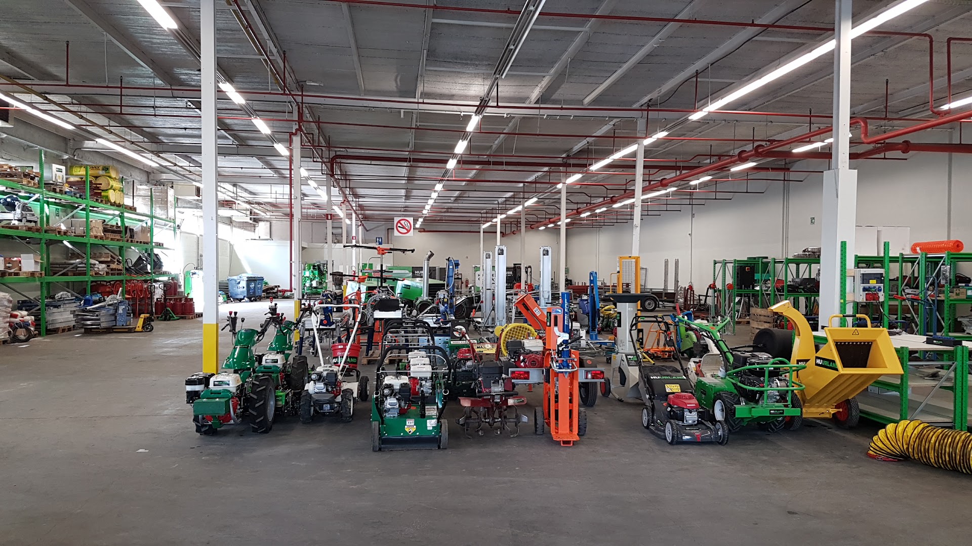Foto van Huurland Brussel in Asse, Machineverhuurbedrijf (foto 2)