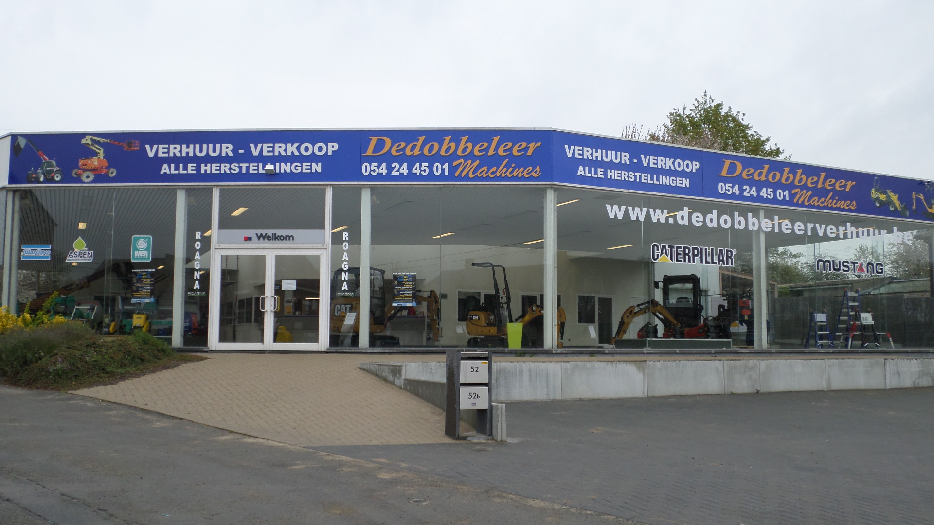 Foto van Dedobbeleer Machines in Geraardsbergen, Verhuurbedrijf voor bouwapparatuur (foto 2)