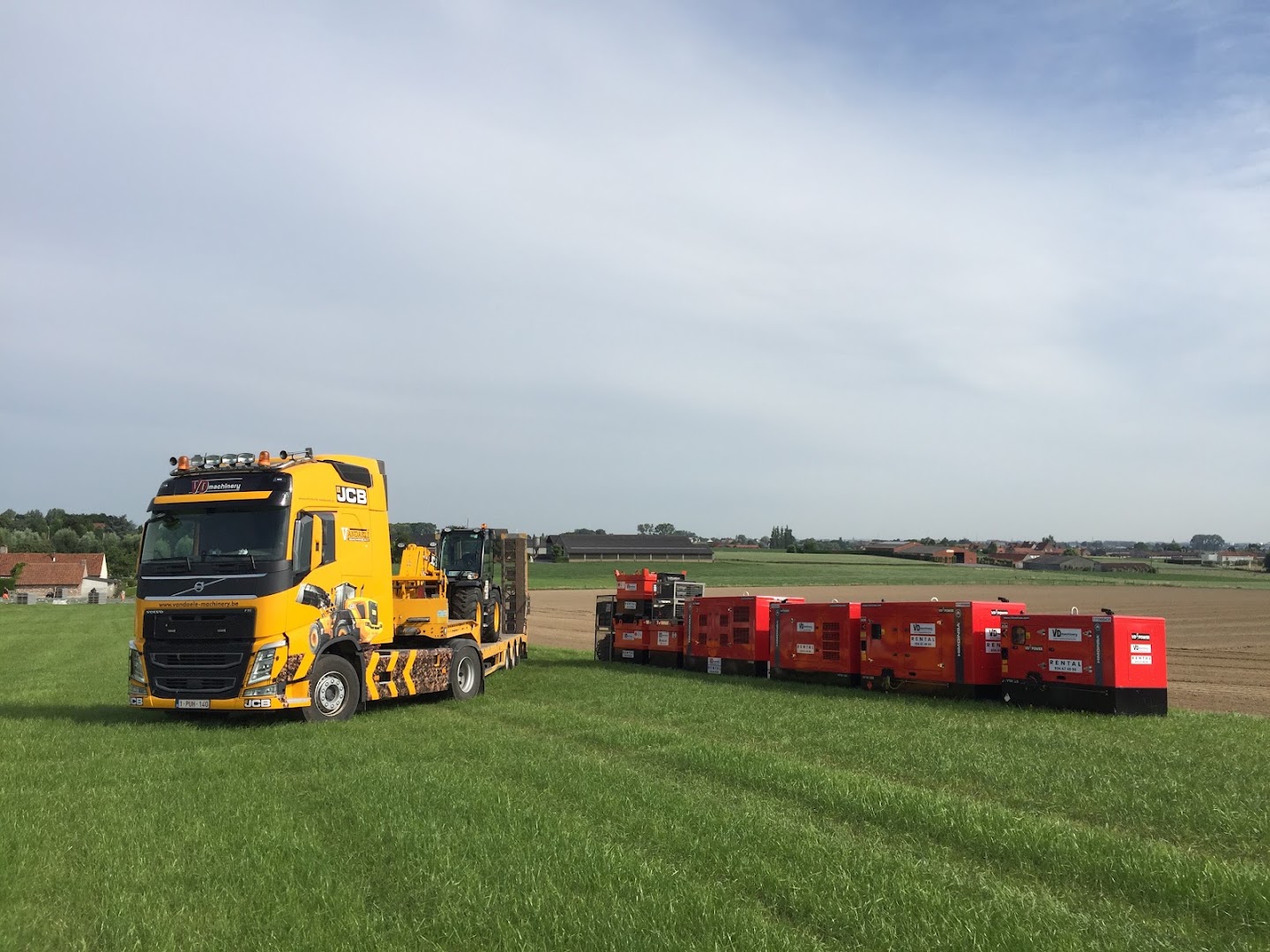 Foto van Vandaele Rental in Oostrozebeke, Verhuurbedrijf van bouwmachines