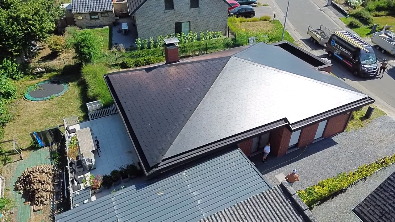 Foto van Dakwerken Elite Bouwteam BV - Regio Aalst in Aalst, Dakdekker (foto 3)