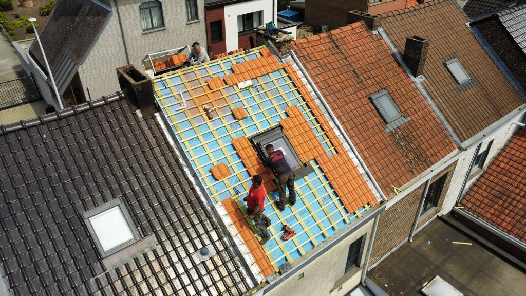 Foto van Renovatie Lclean BV in Aalst, Dakdekker Foto van Renovatie Lclean BV in Aalst, Dakdekker