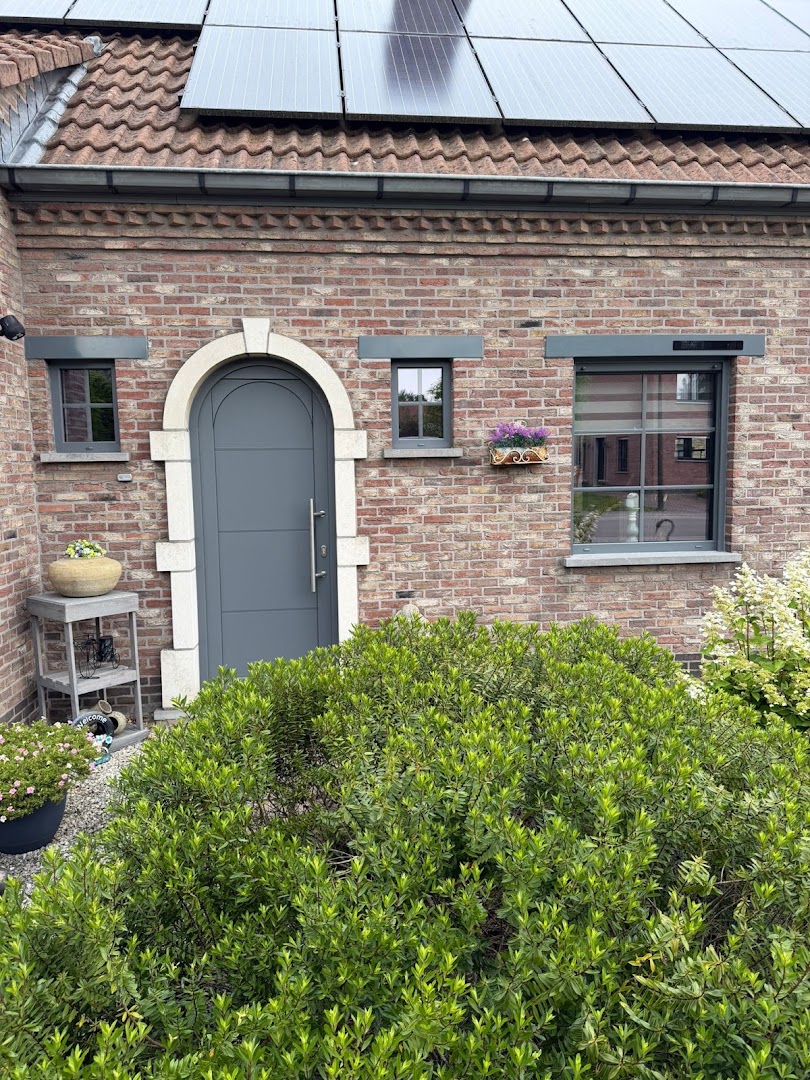 Foto van Sarko Reno - Ramen en Deuren in Sint-Katelijne-Waver, Leverancier van ramen Foto van Sarko Reno - Ramen en Deuren in Sint-Katelijne-Waver, Leverancier van ramen