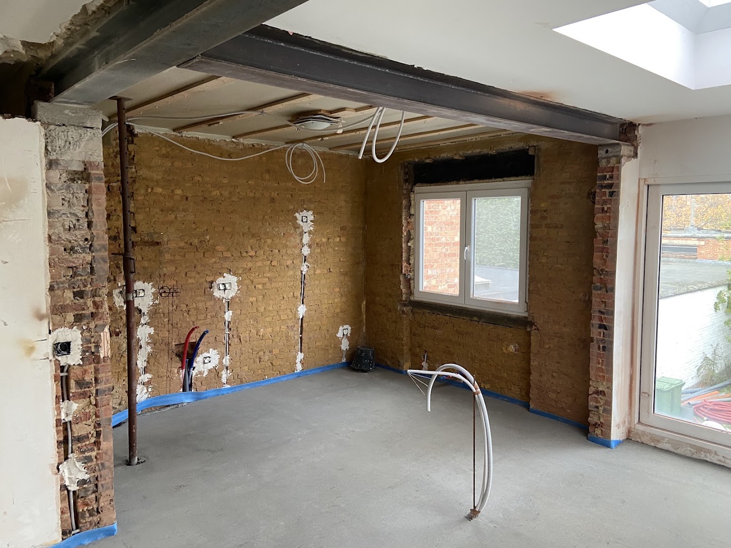 Foto van JVO Renovatie | Algemene renovatiewerken en totaalprojecten in Pulle, Aannemer (foto 2)