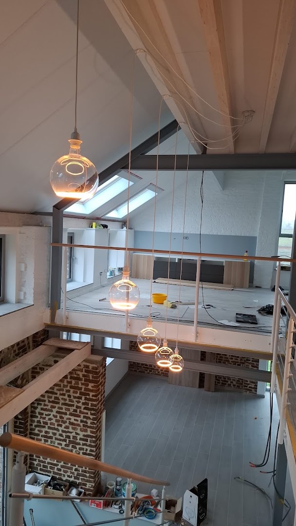 Foto van schilderwerken en kleine renovatiewerken Faber Almanza in Linter, Schilder Foto van schilderwerken en kleine renovatiewerken Faber Almanza in Linter, Schilder