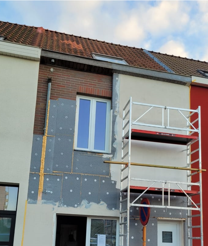 Foto van Totaalrenovatie George | Badkamerrenovatie, Dakwerken, Interieurafwerking, Schilderen & Isolatie in Gent, Bouwbedrijf Foto van Totaalrenovatie George | Badkamerrenovatie, Dakwerken, Interieurafwerking, Schilderen & Isolatie in Gent, Bouwbedrijf