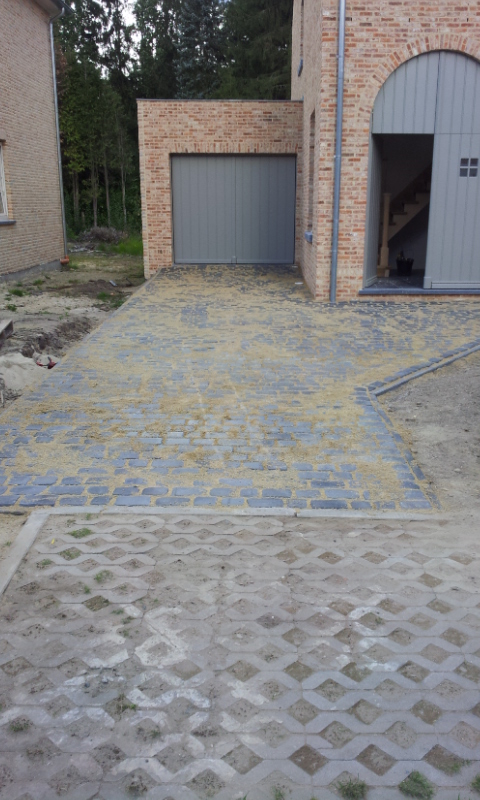 Foto van Bestratings- en Stijn Bevers in Kontich, Aannemer voor bestrating Foto van Bestratings- en Stijn Bevers in Kontich, Aannemer voor bestrating