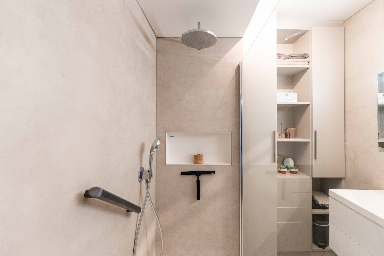Foto van MD Badkamerrenovatie in Harelbeke, Badkamerinstallateur (foto 2)
