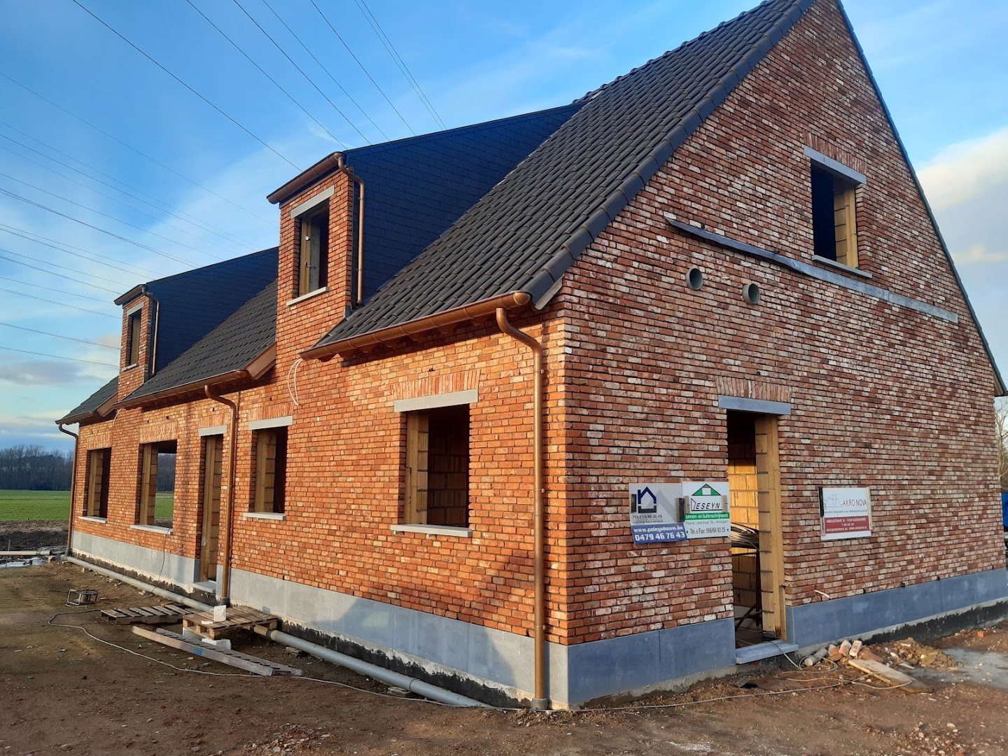 Foto van Poleyn Bouw in Zwevegem, Bouwbedrijf
