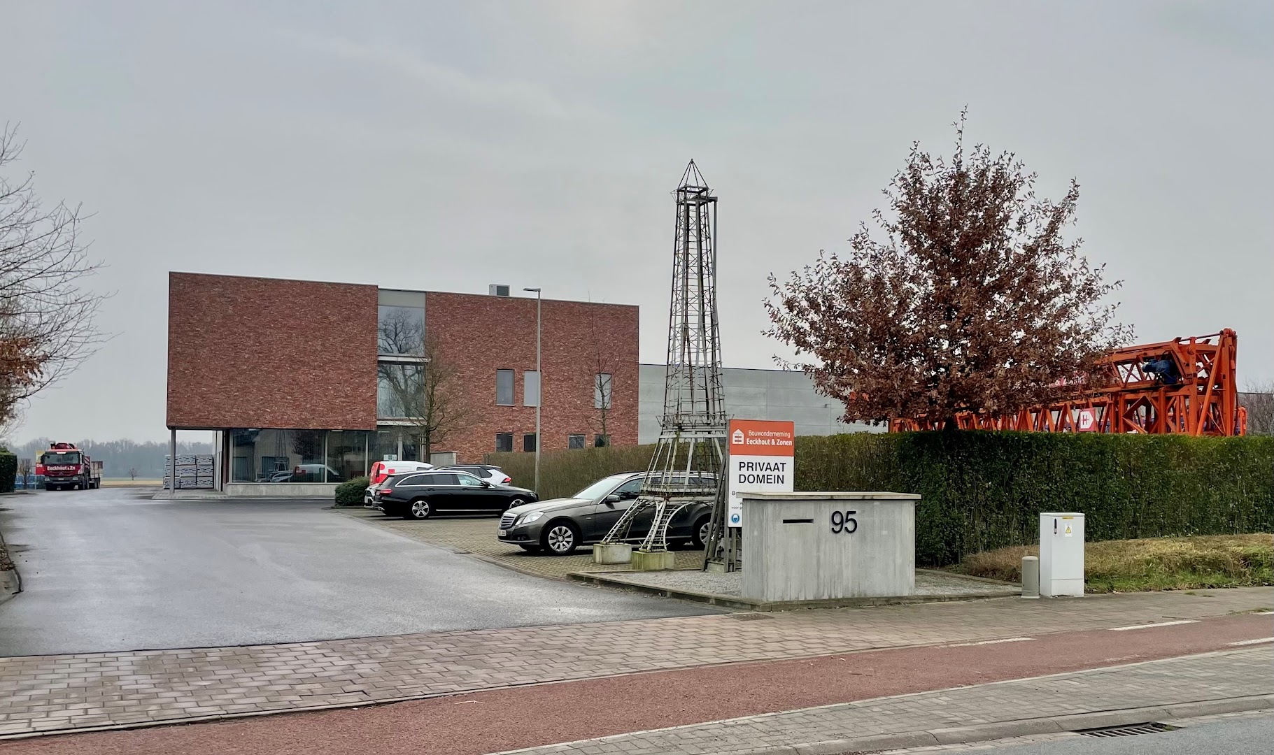 Foto van Bouwonderneming Eeckhout en Zonen in Wielsbeke, Bouwbedrijf (foto 2)
