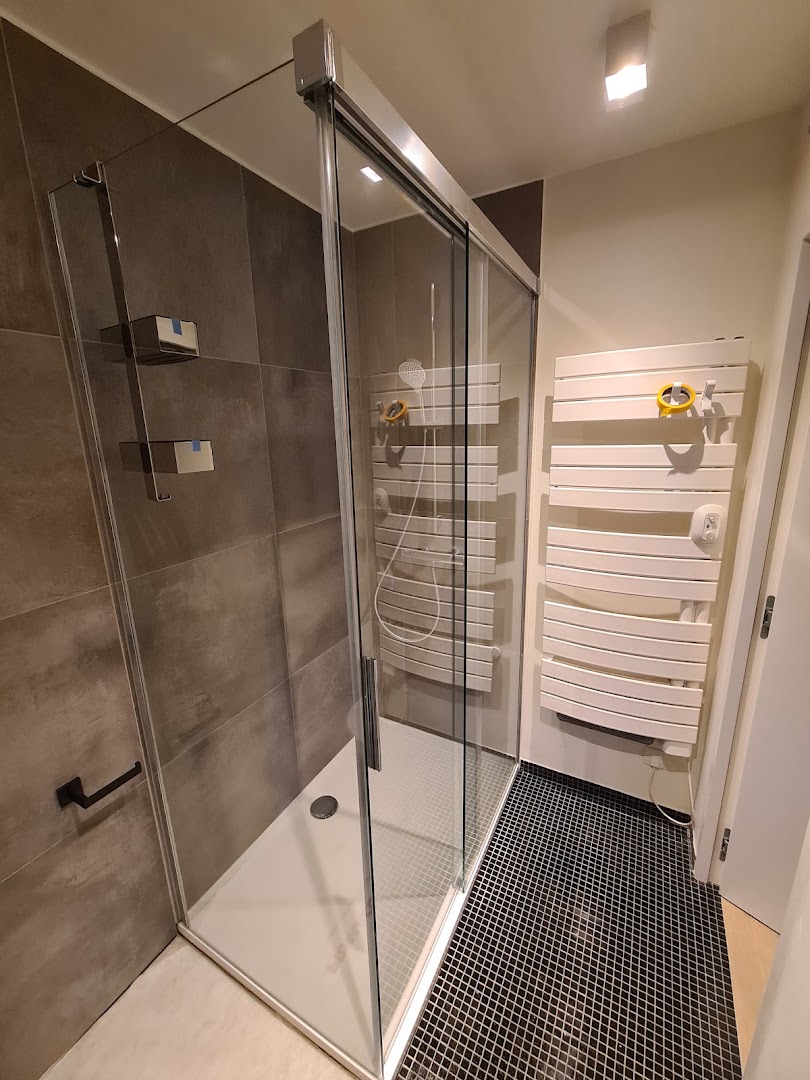Foto van Jes Projects - totale badkamerrenovatie in Oostende, Badkamerinstallateur (foto 2)