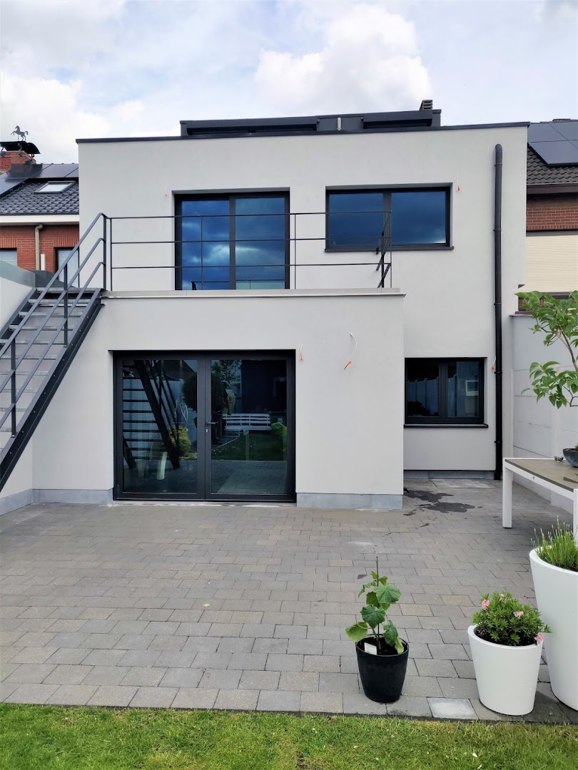 Foto van Fh Projects in Wijnegem, Aannemer