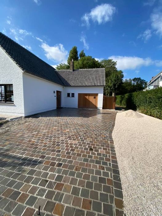 Foto van Vloer & Renovatiewerken Janssens BV in Middelkerke, Vloerenlegger (foto 3)