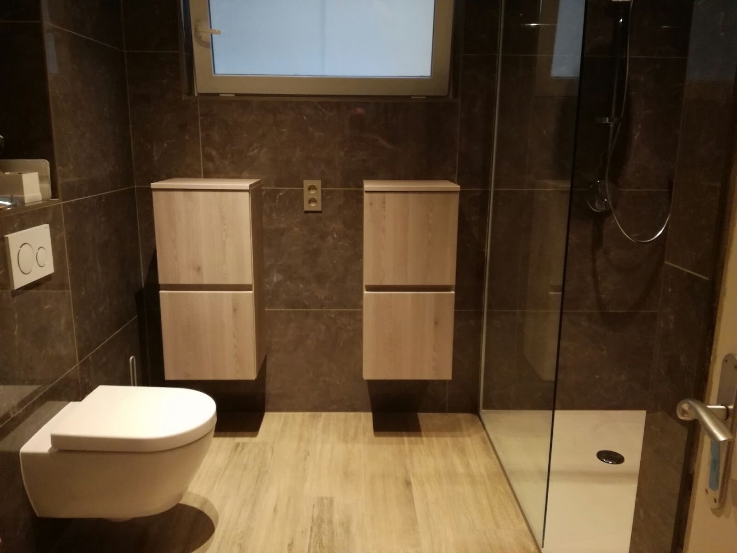 Foto van badkamer-renoveren.be in Kapellen, Badkamerinstallateur (foto 3)