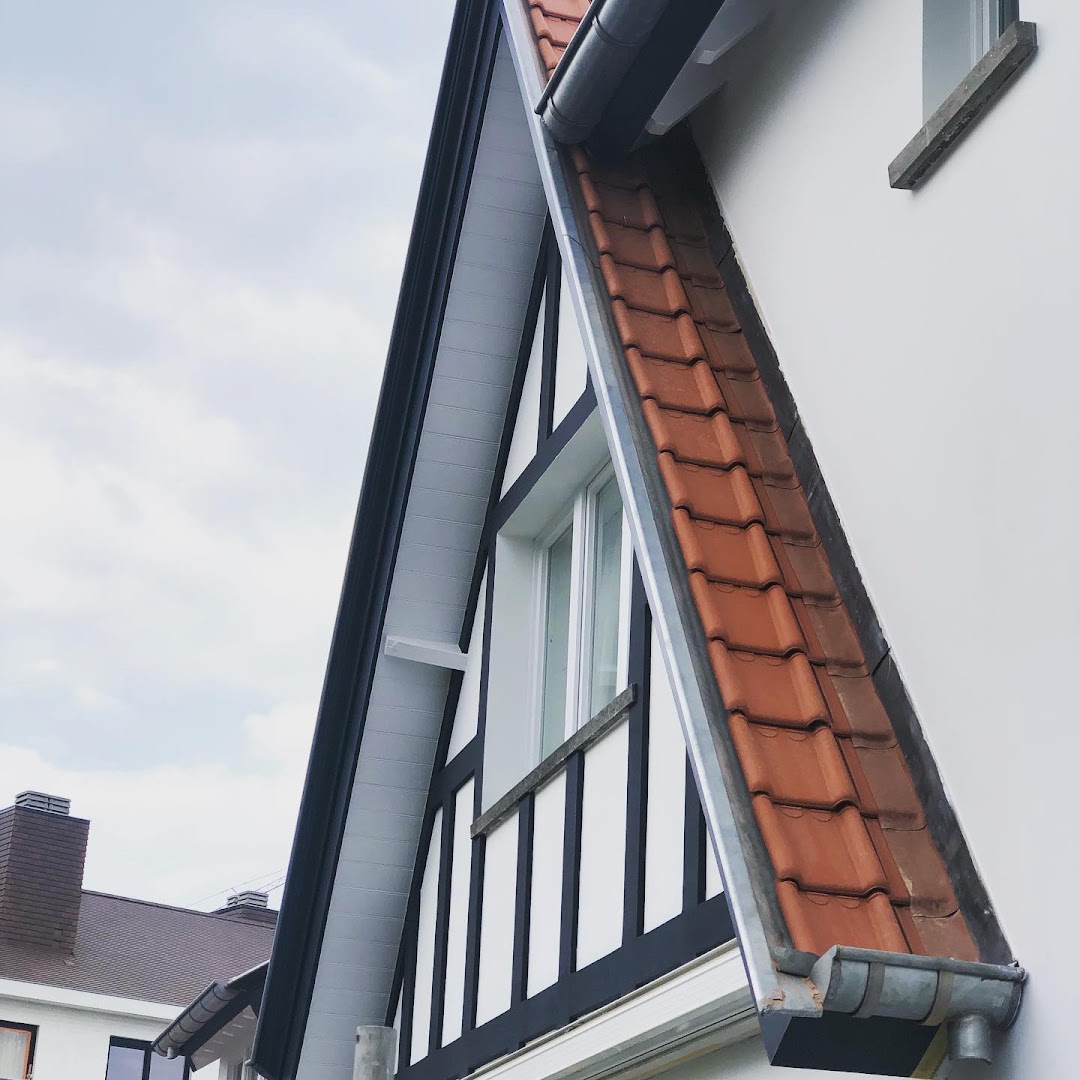 Foto van Bozica BV | gevelrenovatie in crepi & spuitkurk in Jabbeke, Aannemer Foto van Bozica BV | gevelrenovatie in crepi & spuitkurk in Jabbeke, Aannemer