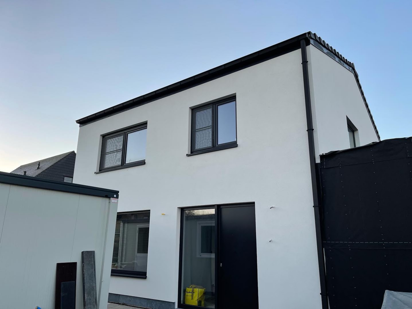 Foto van Bozica BV | gevelrenovatie in crepi & spuitkurk in Jabbeke, Aannemer (foto 2)
