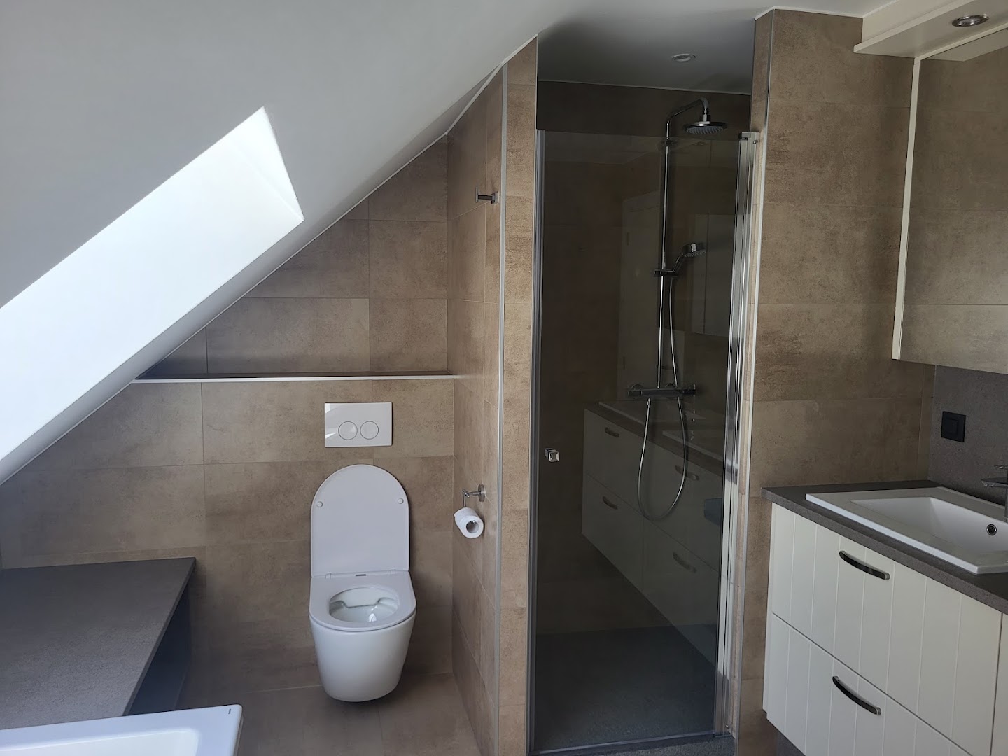 Foto van Faes NV - Keukens en badkamers in Lommel, Interieurinrichter (foto 2)