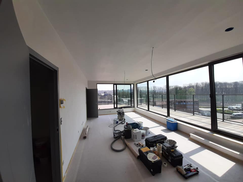 Foto van Schilderwerken Pollet en Zonen BV & Kleine Renovatiewerken in Opwijk, Schilder (foto 3)