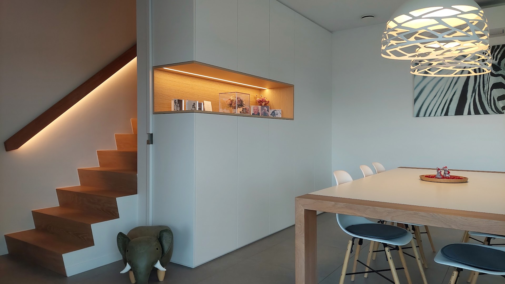Foto van Deman interieur Maatkasten in Putte, Meubelmakerij (foto 2)