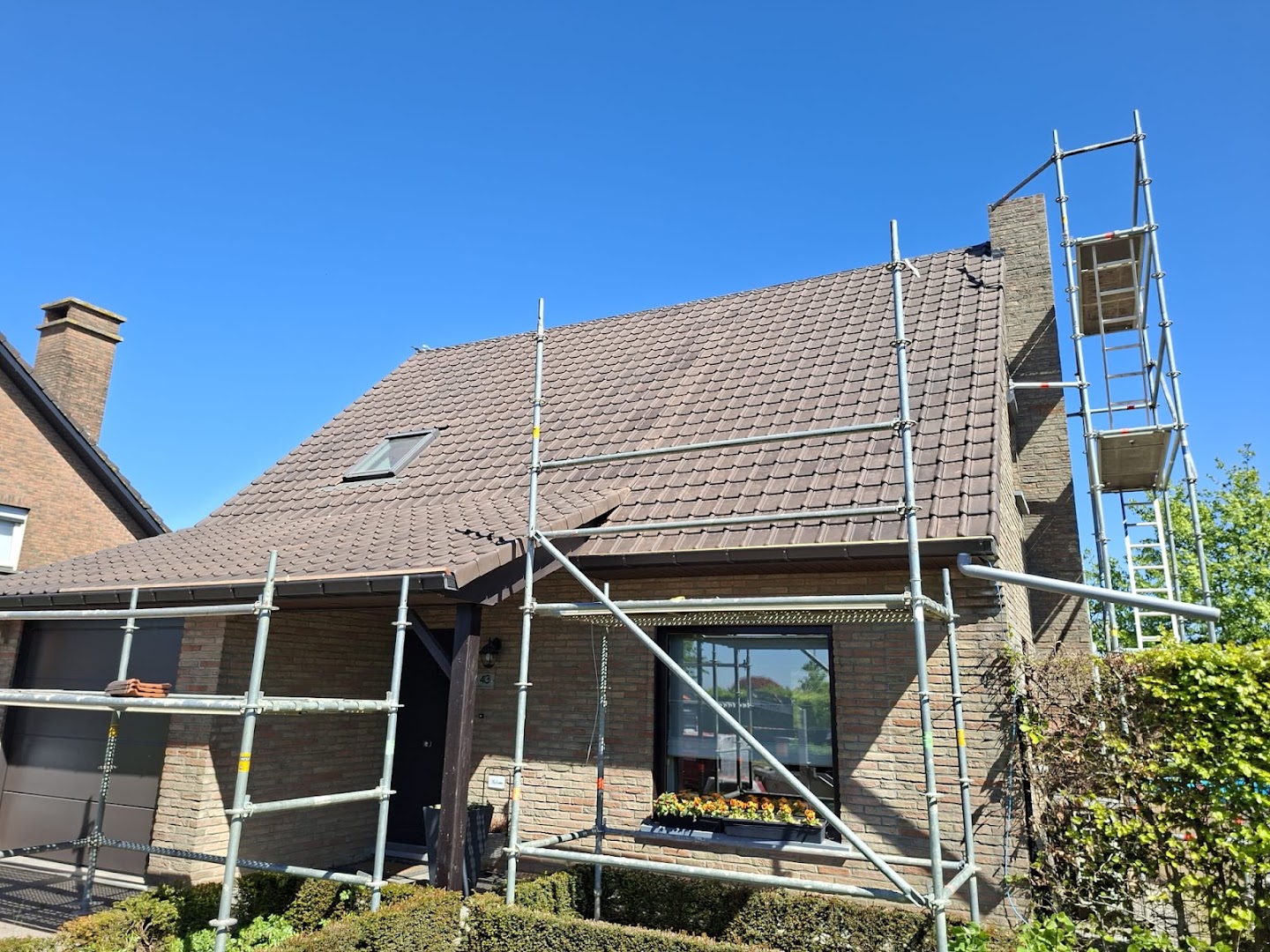 Foto van ISOPROJECTS bv in Londerzeel, Dakdekker (foto 3)