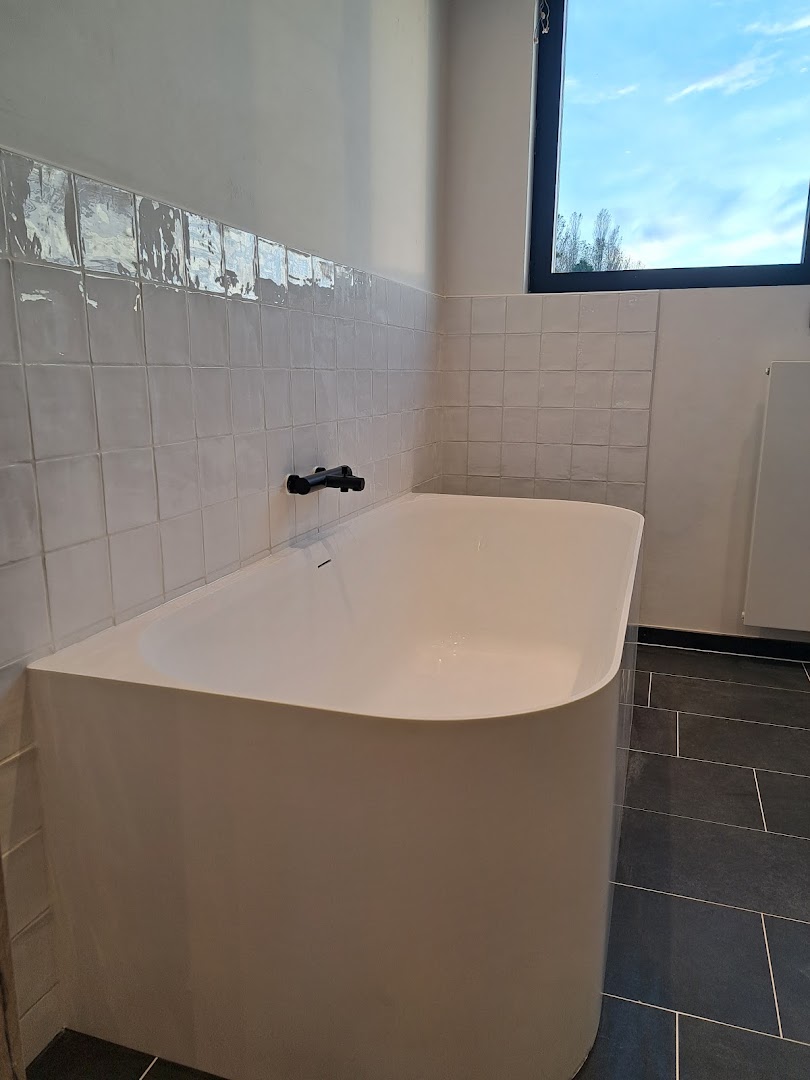 Foto van HuGe BV Badkamerrenovaties/Regenwaterrecuperaties in Buggenhout, Badkamerinstallateur (foto 2)