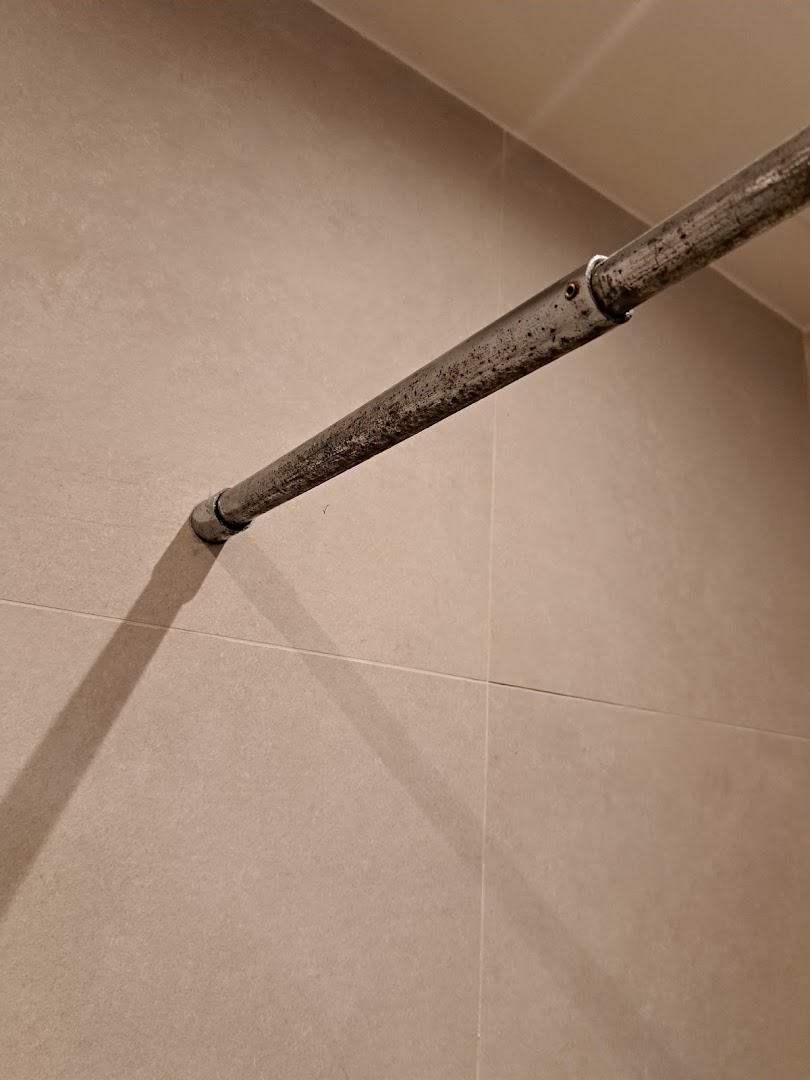 Foto van Lbi Renovaties in Antwerpen, Vloerenlegger (foto 2)