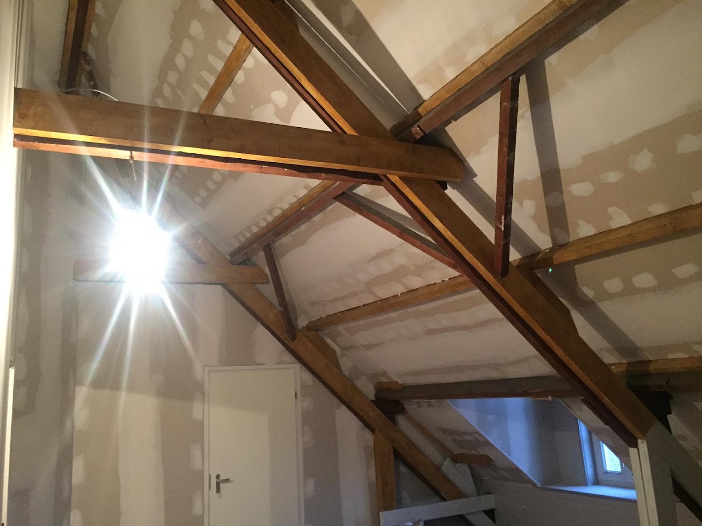 Foto van Verginst InterieurAfwerking in Leopoldsburg, Aannemer voor gipsplaten (foto 2)