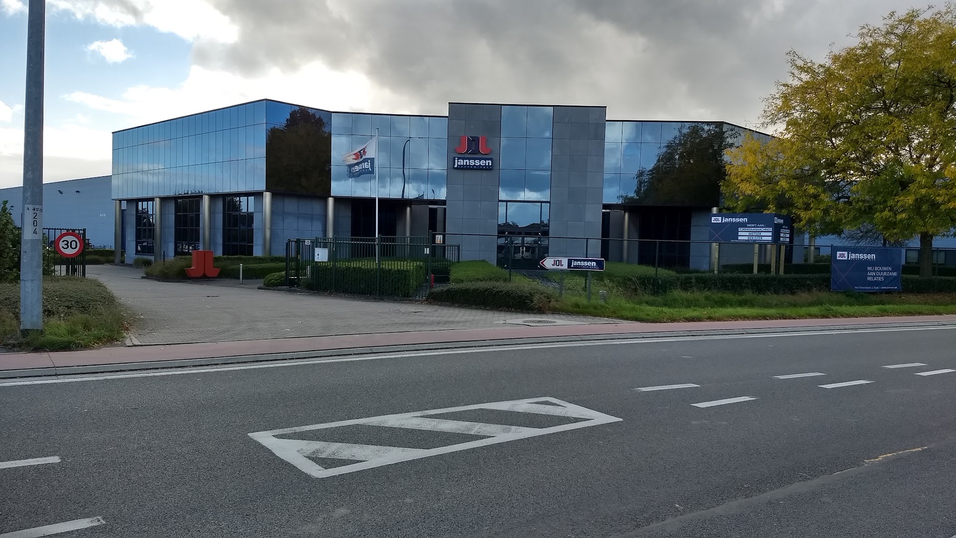 Foto van Aannemingen Janssen nv in Geel, Bouwbedrijf (foto 2)