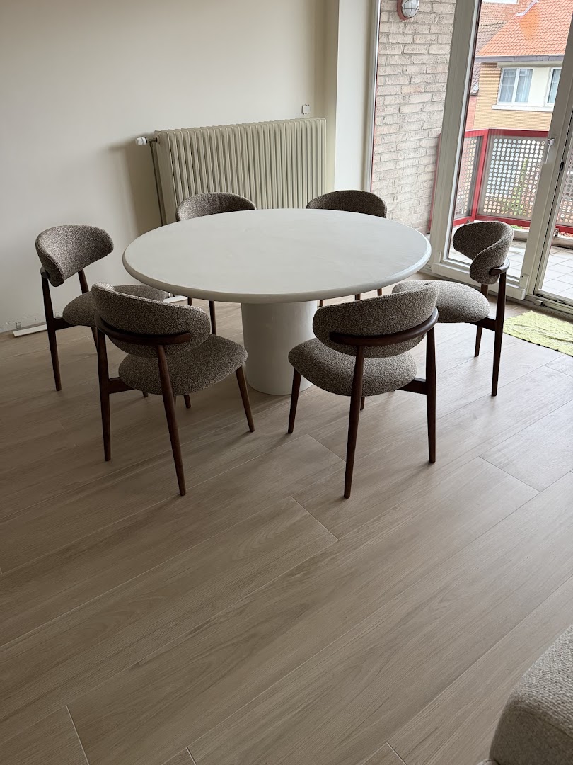 Foto van EgeBouw Vloerwerken, tegelwerken, chapwerken, badkamer renovaties in Hasselt, Vloerenlegger (foto 2)