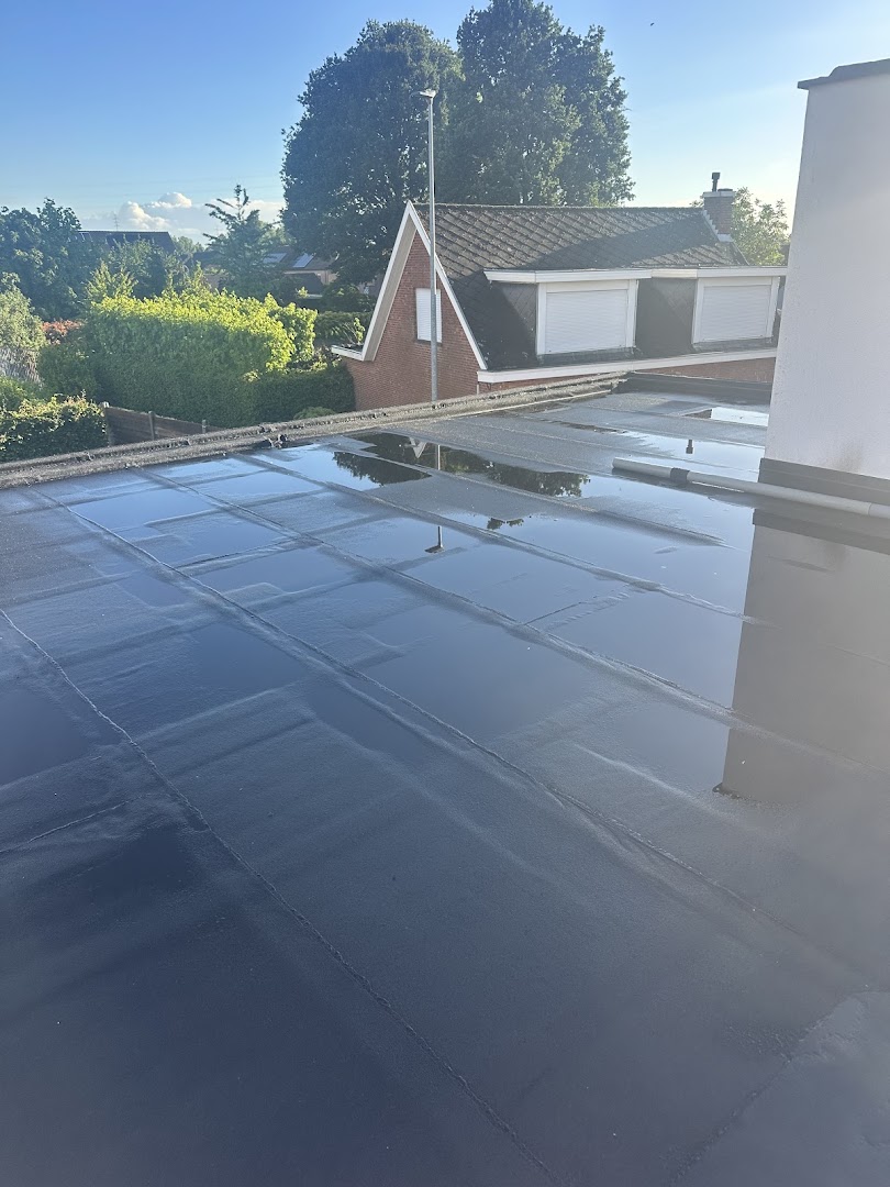 Foto van Dakwerken HDL bouw bv. Bornem in Bornem, Dakdekker (foto 3)