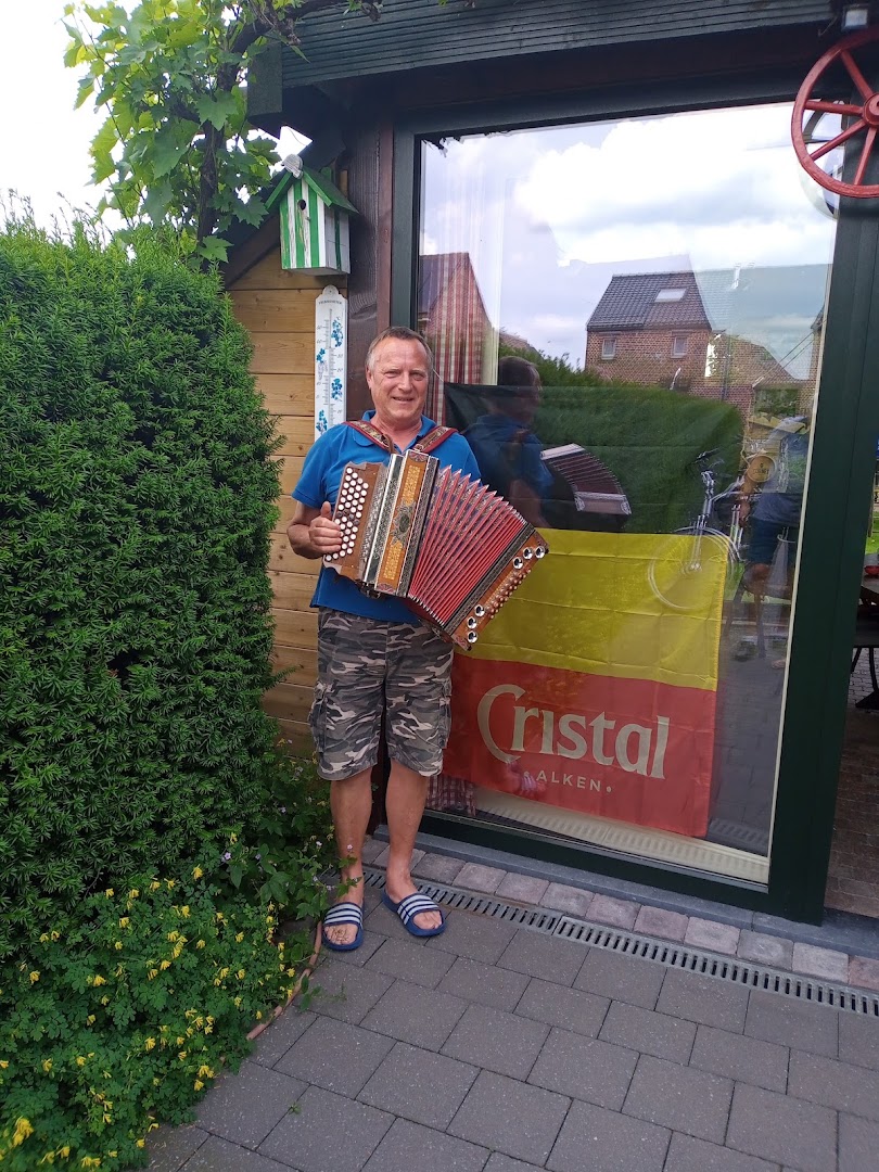 Foto van Aversa in Maasmechelen, Aannemer (foto 2)