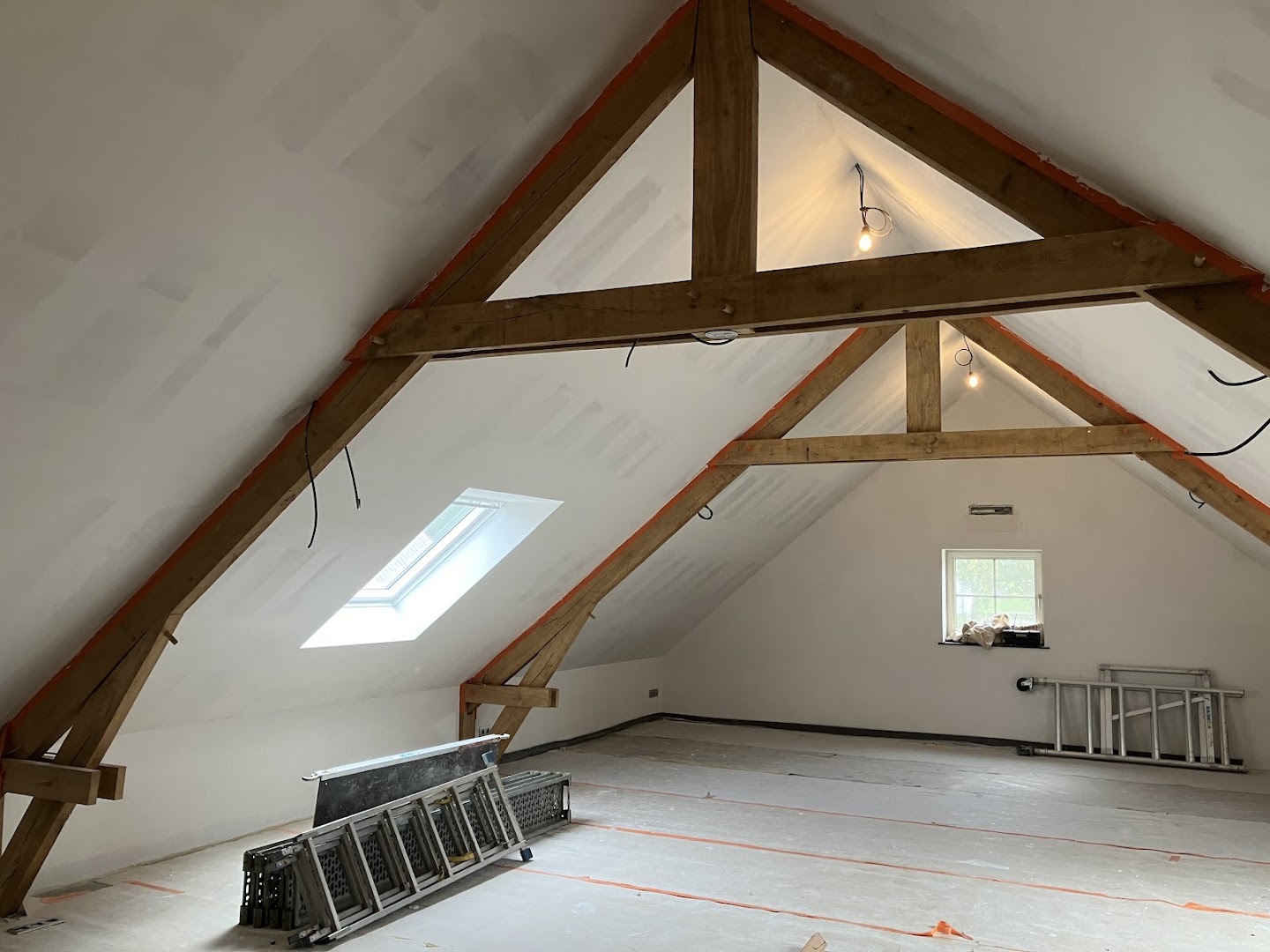 Foto van Geray bv.: Gyproc- en Renovatiewerken in Herk-de-Stad, Aannemer voor gipsplaten Foto van Geray bv.: Gyproc- en Renovatiewerken in Herk-de-Stad, Aannemer voor gipsplaten