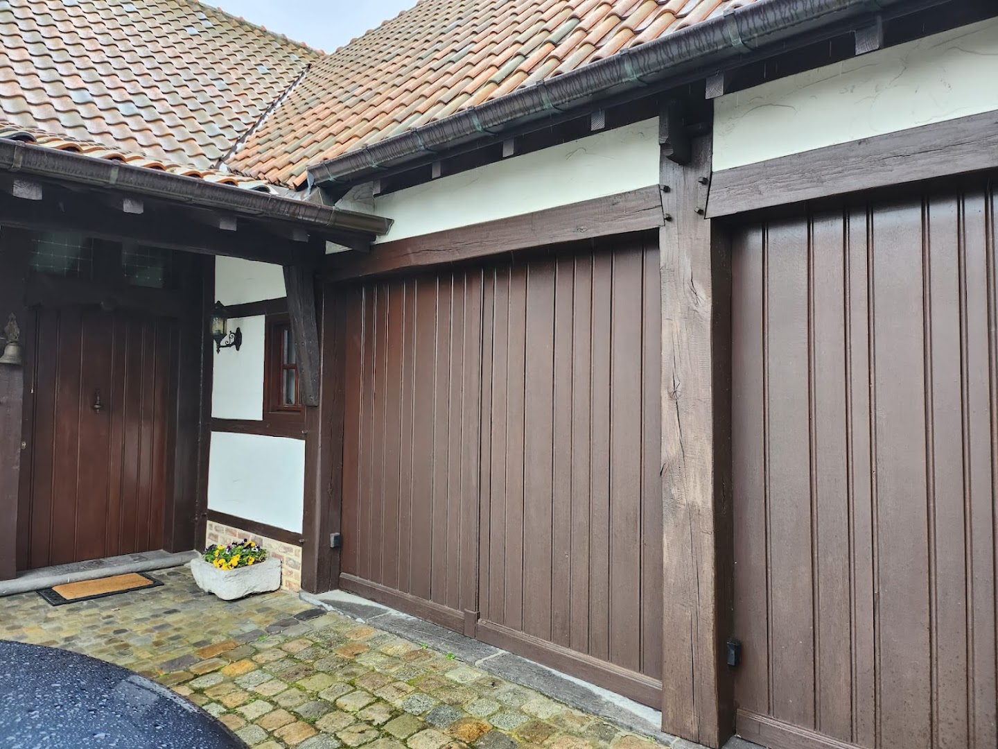 Foto van Al-Deco Schilder- en renovatiewerken in Tessenderlo-Ham, Schilder (foto 2)