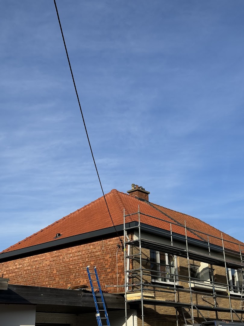 Foto van Mc Dak En Schrijnwerkerij in Sint-Gillis-Waas, Dakdekker (foto 2)