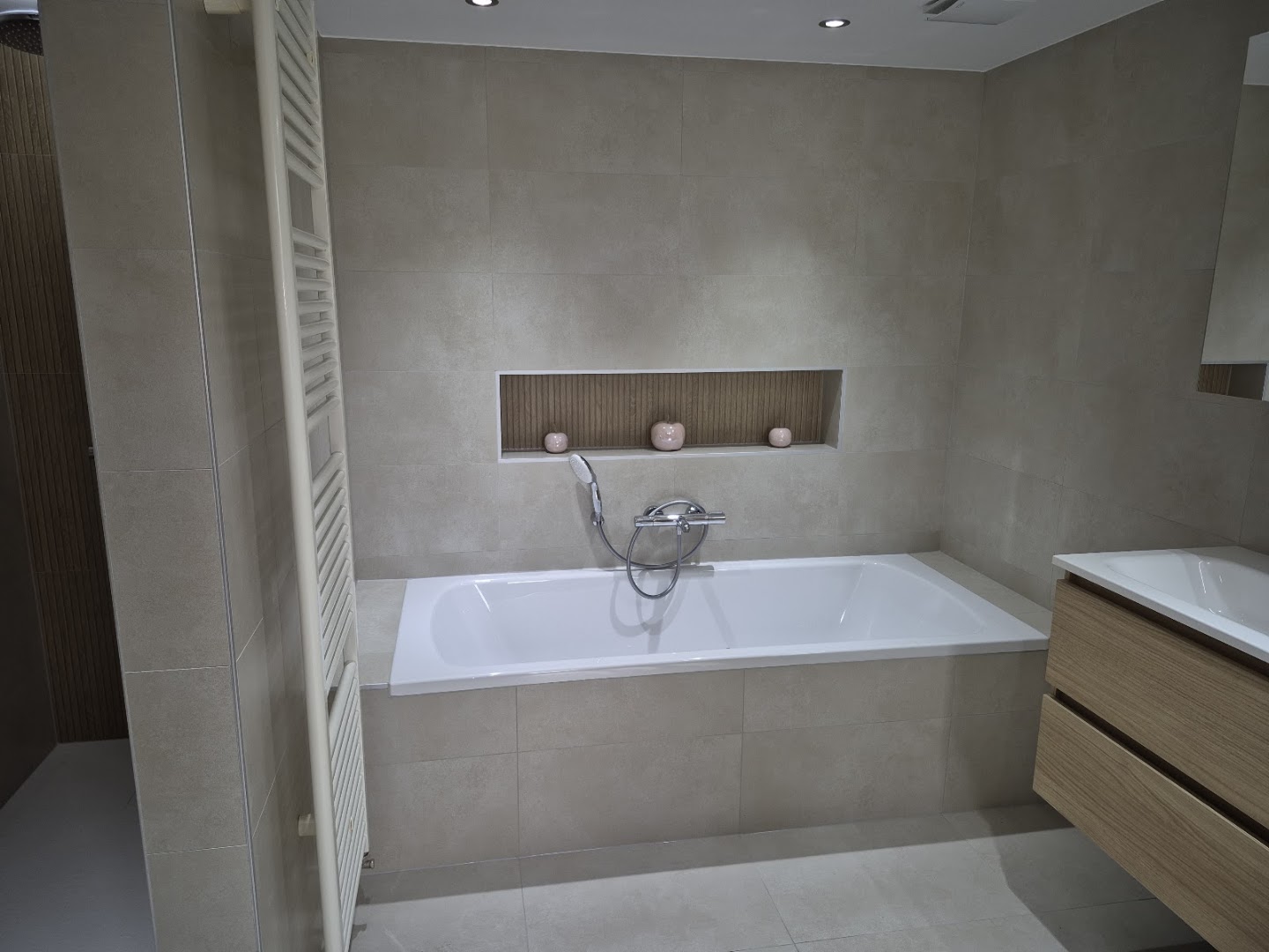 Foto van Dyna badkamers in Alken, Sanitairwinkel (foto 2)