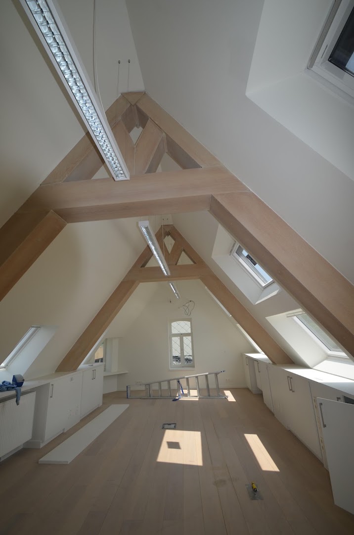Foto van B & R bvba in Oostrozebeke, Schilder (foto 2)