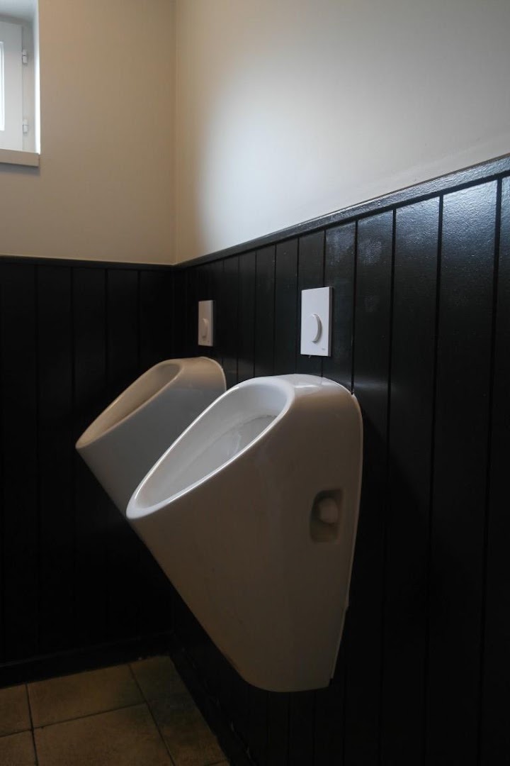 Foto van B & R bvba in Oostrozebeke, Schilder (foto 3)