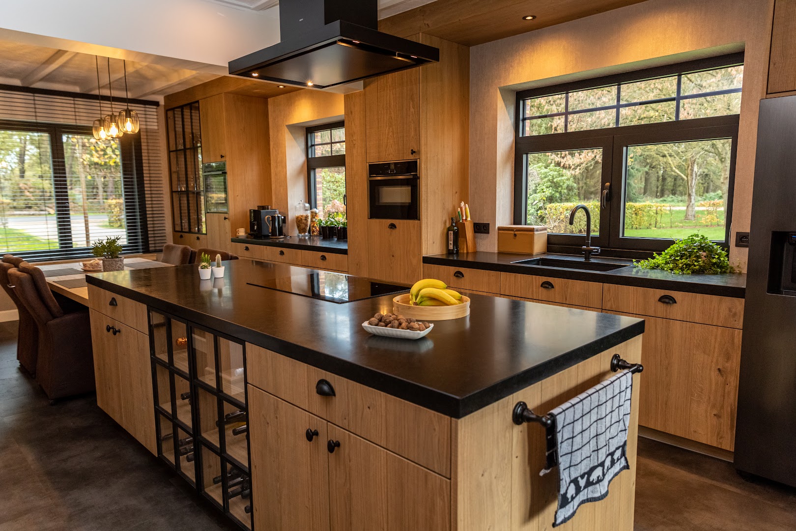 Foto van M&J Interieur in Hechtel-Eksel, Interieurinrichter (foto 3)