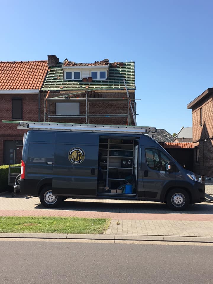 Foto van RVM.Renovatie in Sint-Truiden, Dakdekker (foto 3)