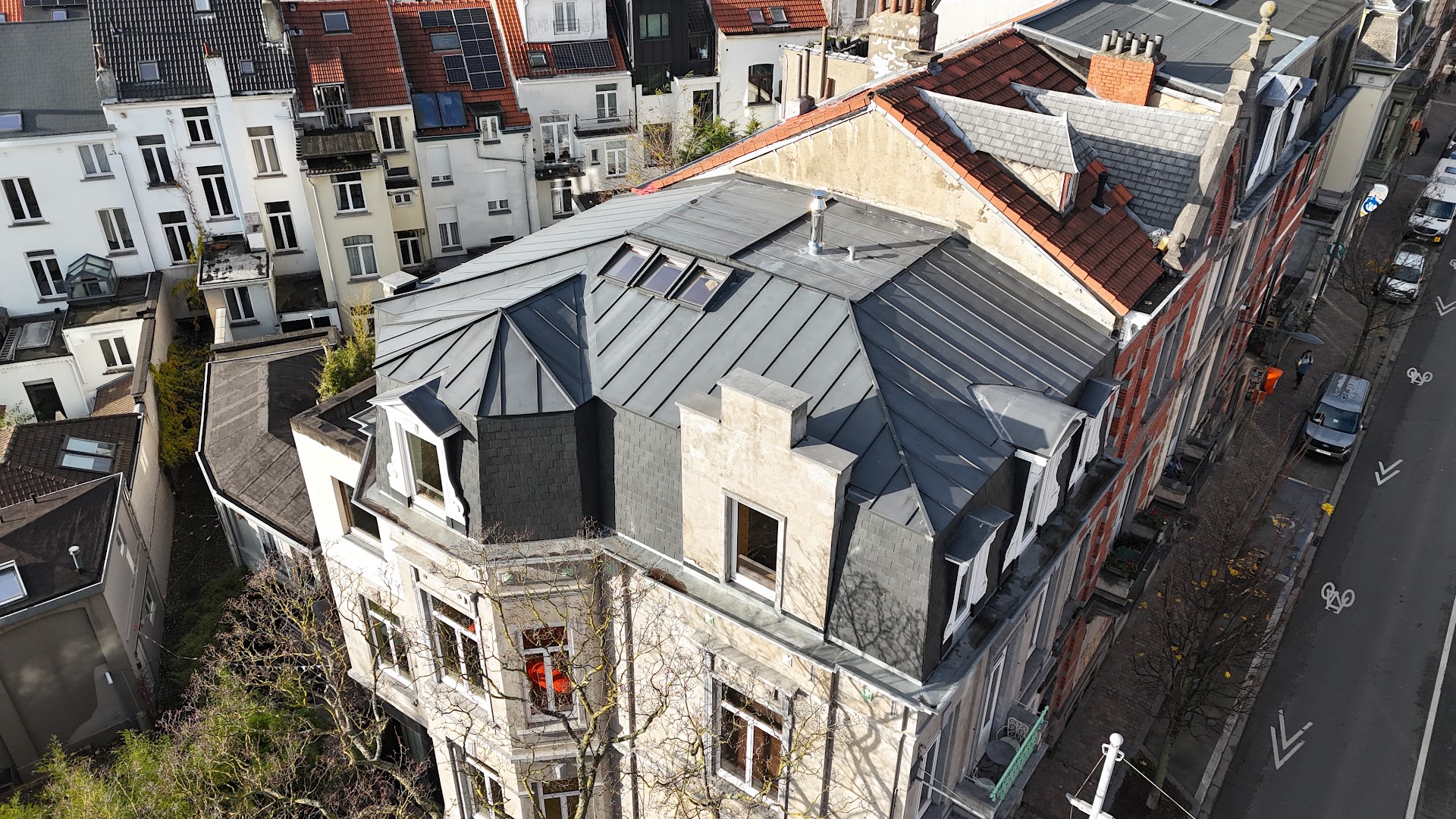 Foto van Le Fils in Wemmel, Dakdekker Foto van Le Fils in Wemmel, Dakdekker