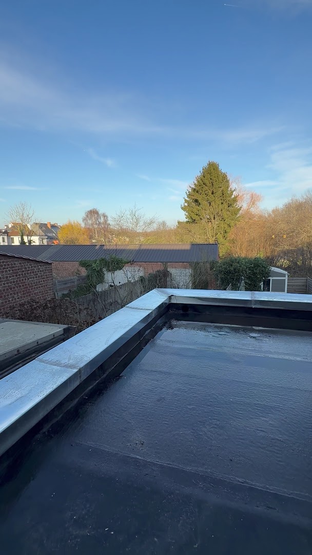 Foto van Le Fils in Wemmel, Dakdekker (foto 2)