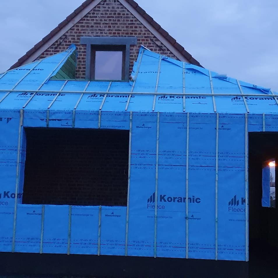 Foto van Vakmans reinigingswerken in Kluisbergen, Onderhoudsservice voor zonnepanelen (foto 3)